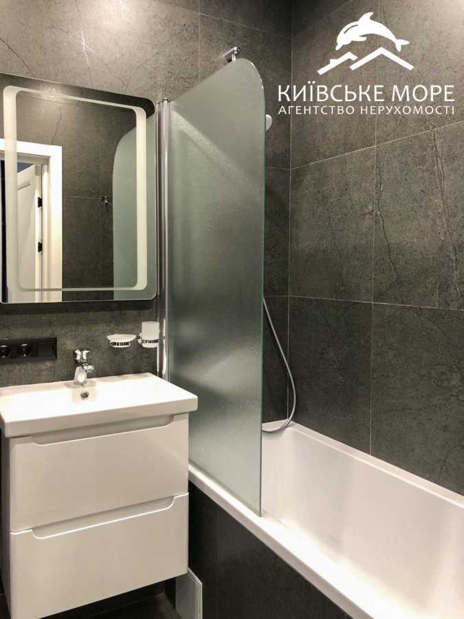 Аренда 1-комнатной квартиры 44 м², Евгения Сверстюка ул., 6Д