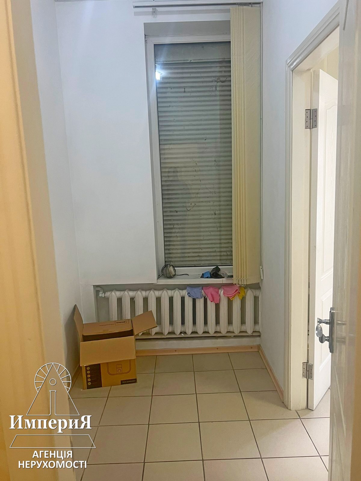 Оренда приміщення вільного призначення 31 м², Торгова пл.