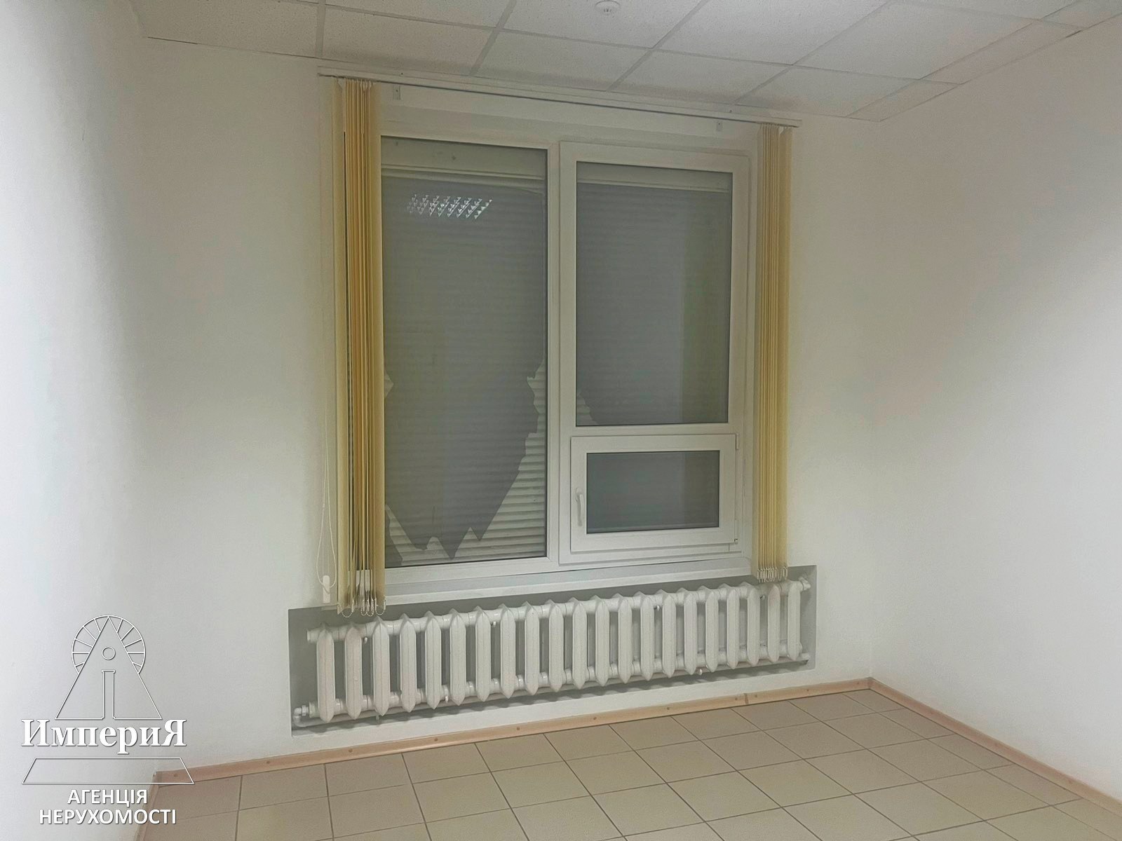 Оренда приміщення вільного призначення 31 м², Торгова пл.