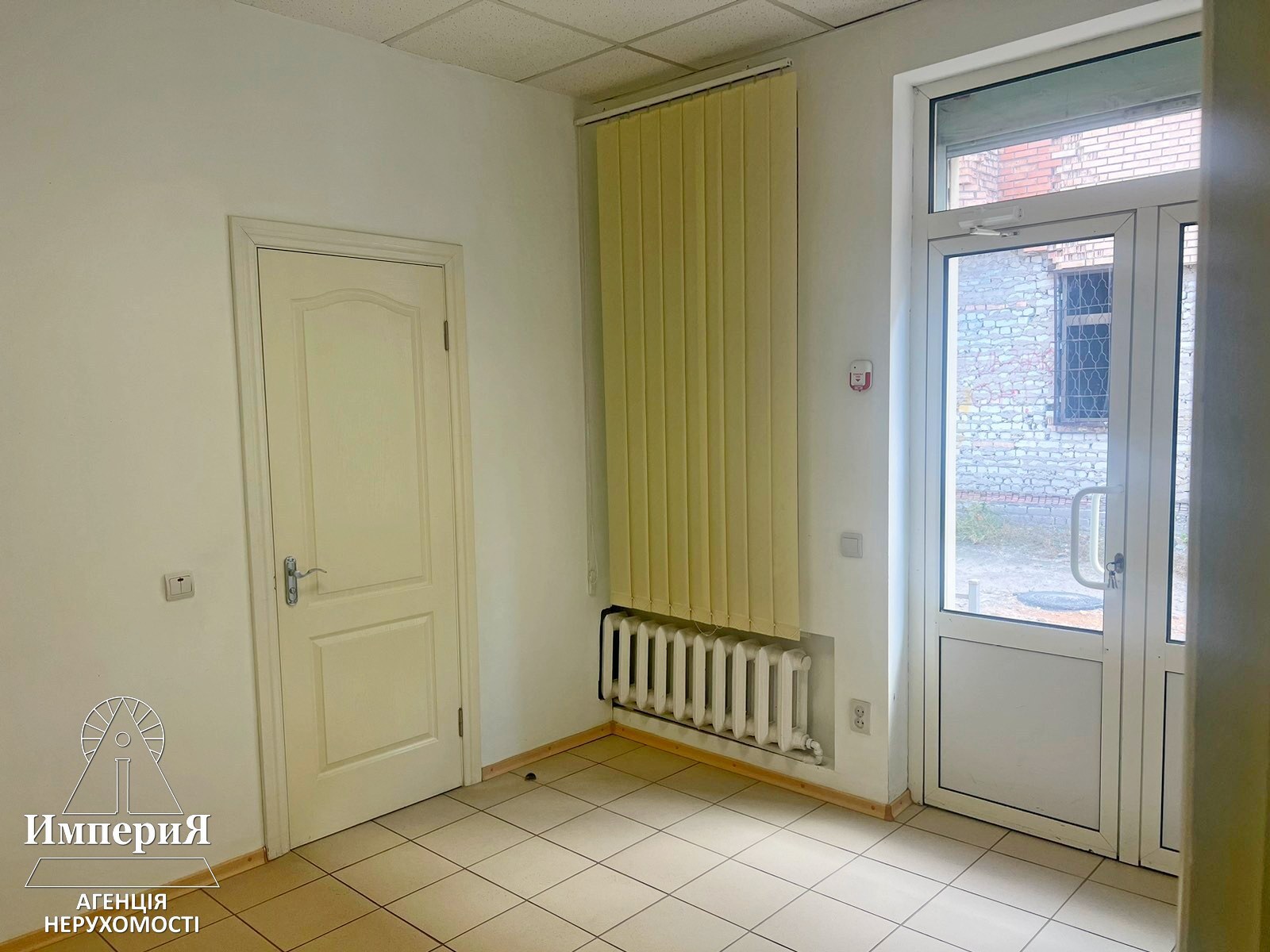 Оренда приміщення вільного призначення 31 м², Торгова пл.