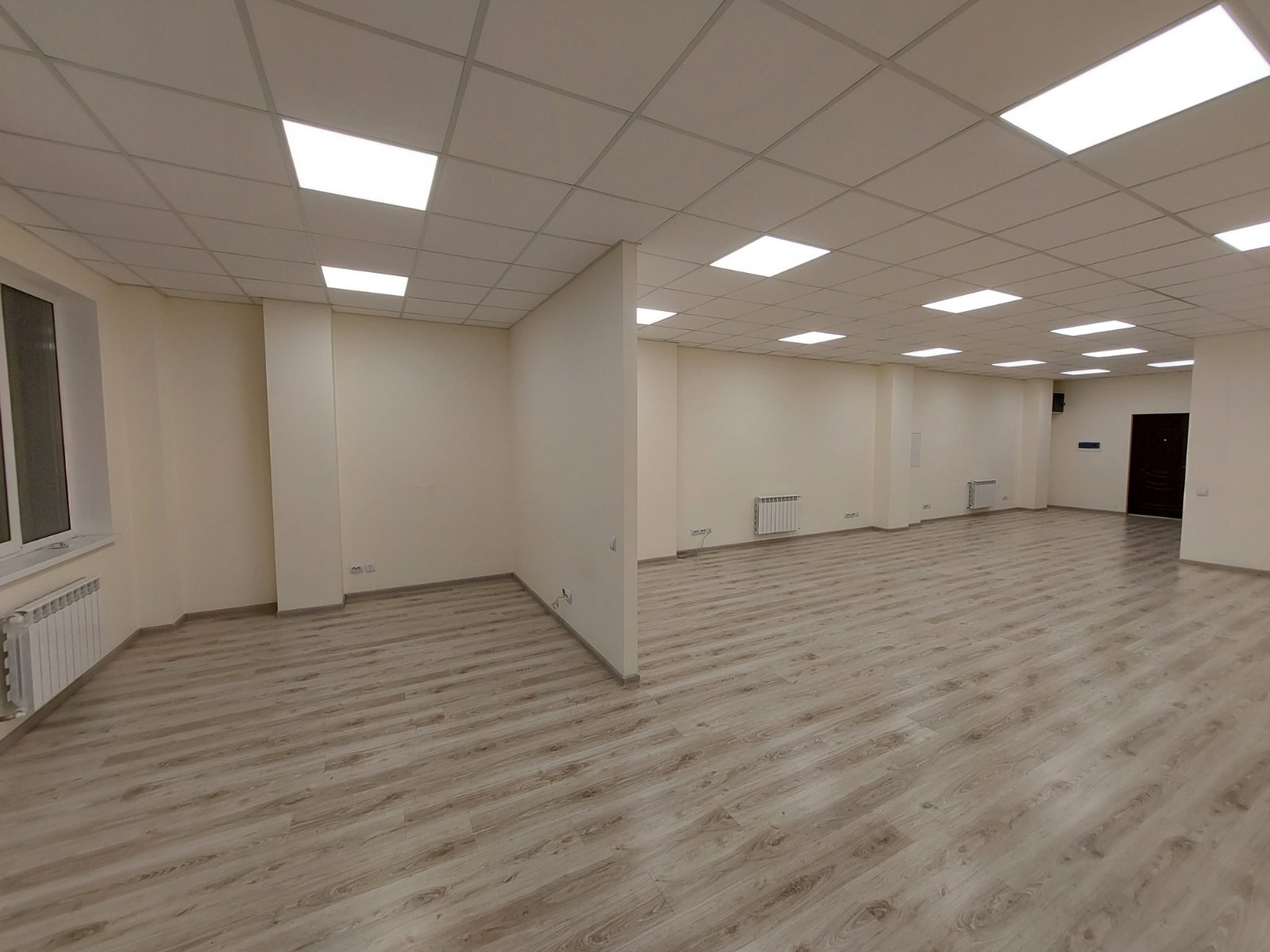 Оренда офісу 93 м², Костянтинівська вул.