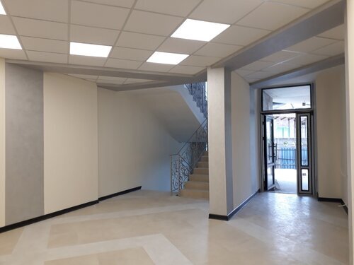 Оренда офісу 93 м², Костянтинівська вул.