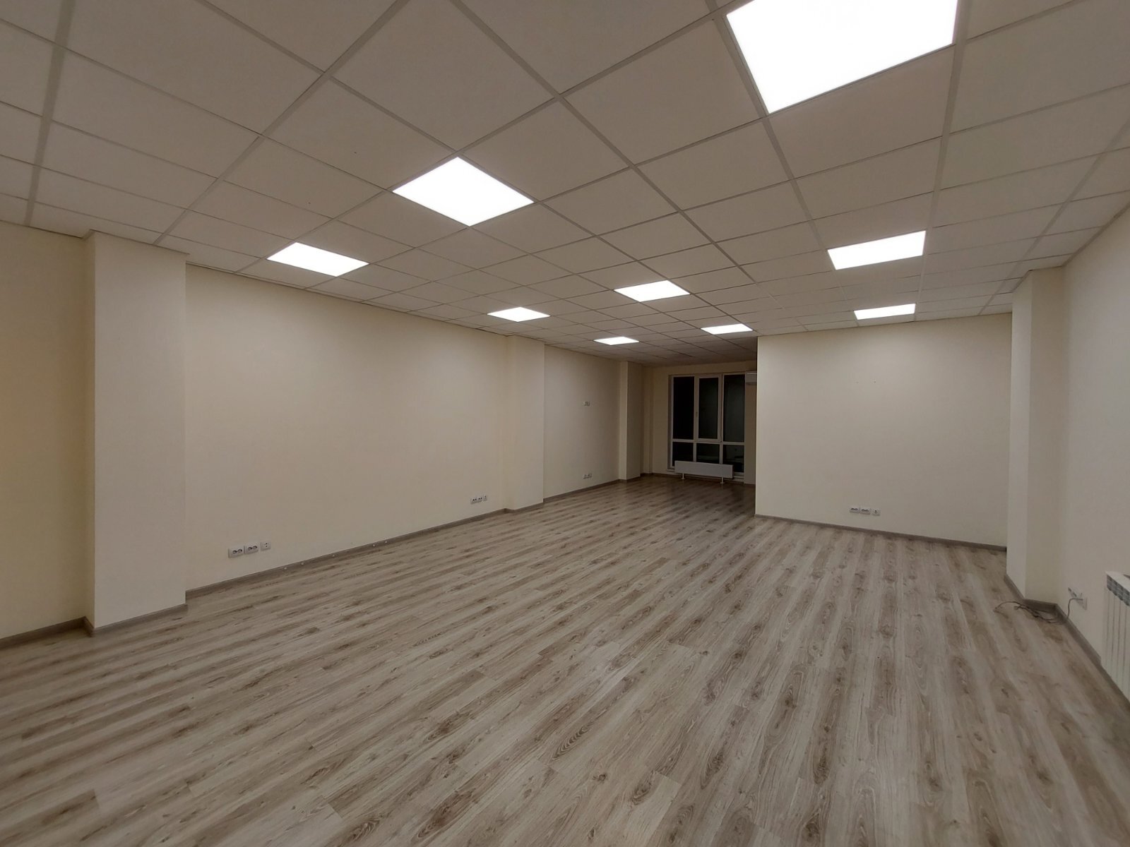 Оренда офісу 93 м², Костянтинівська вул.