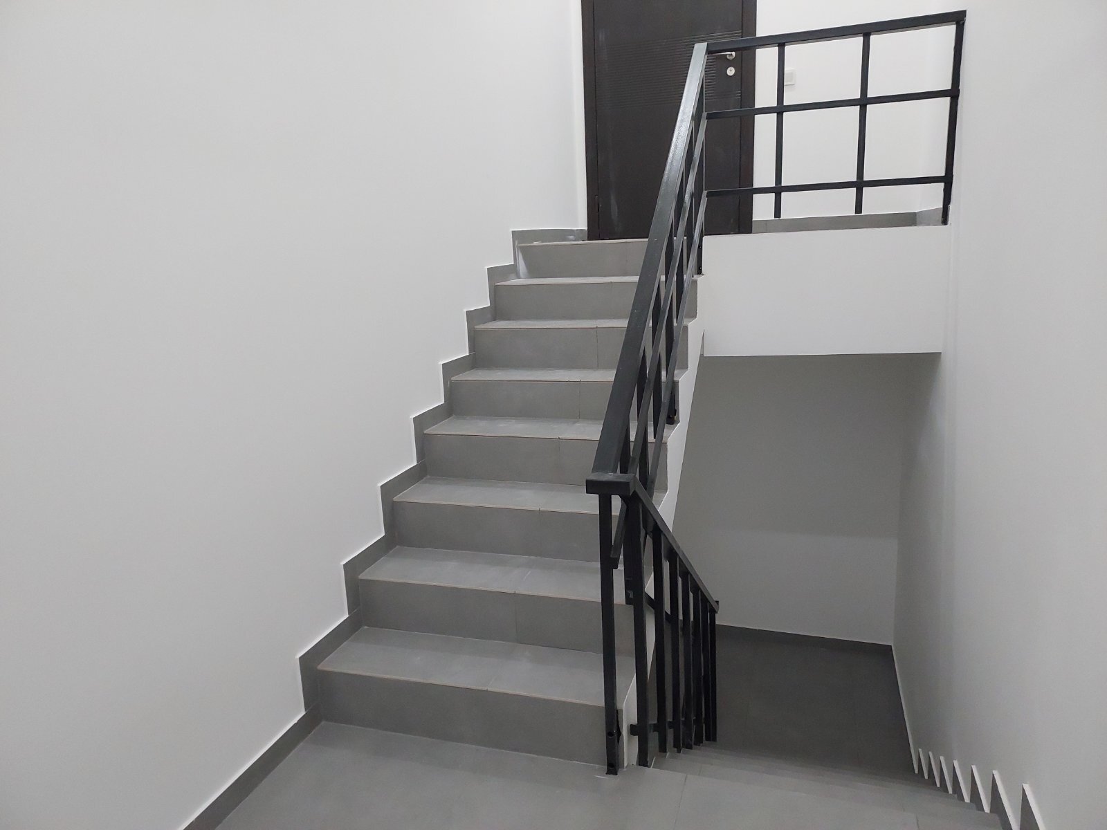 Оренда офісу 2000 м², Кирилівська вул.
