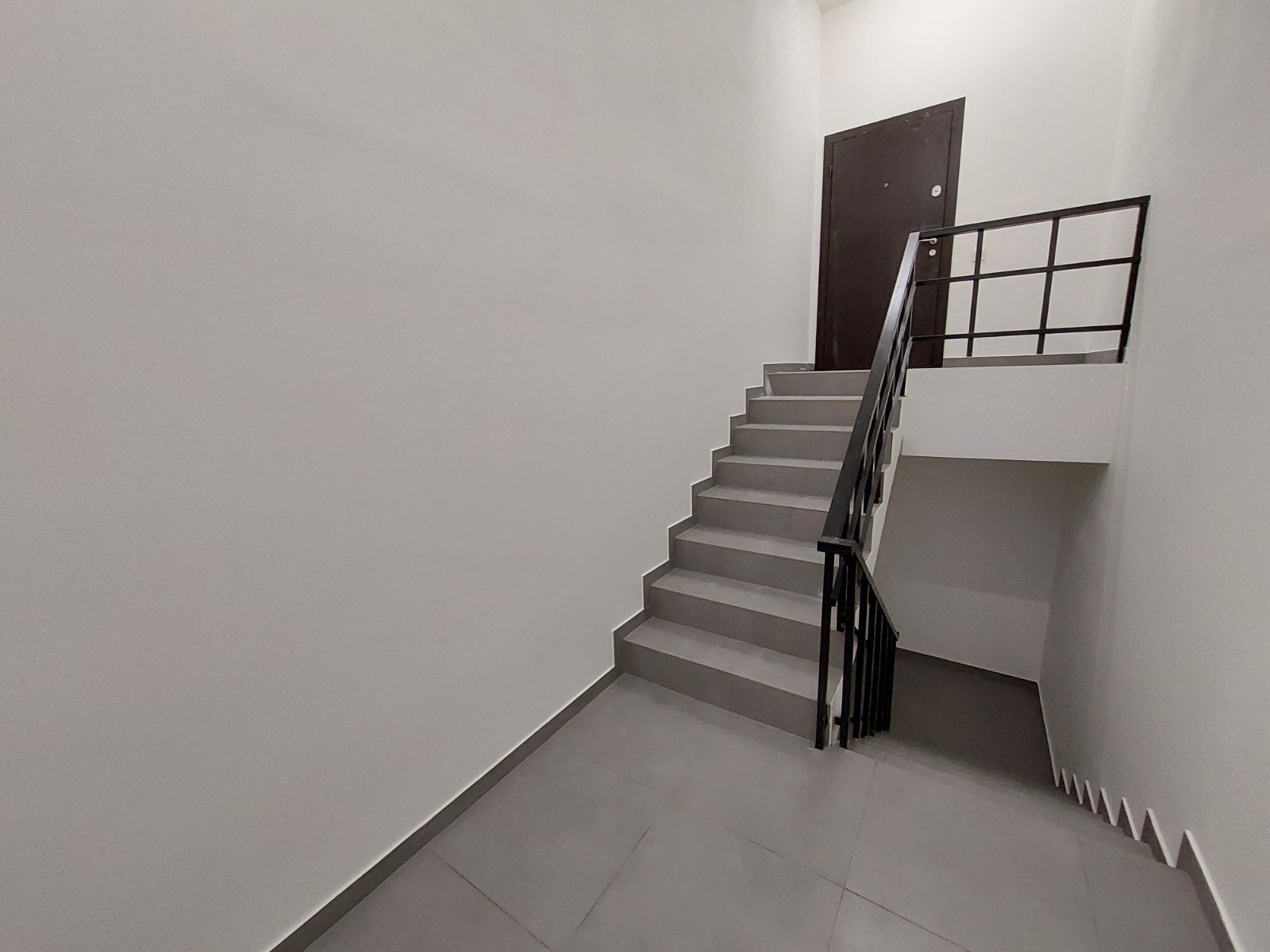 Оренда офісу 2000 м², Кирилівська вул.