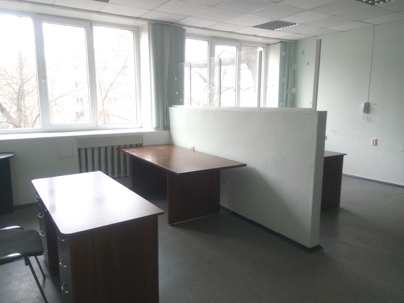 Продаж приміщення вільного призначення 69 м², Верховинна вул., 87
