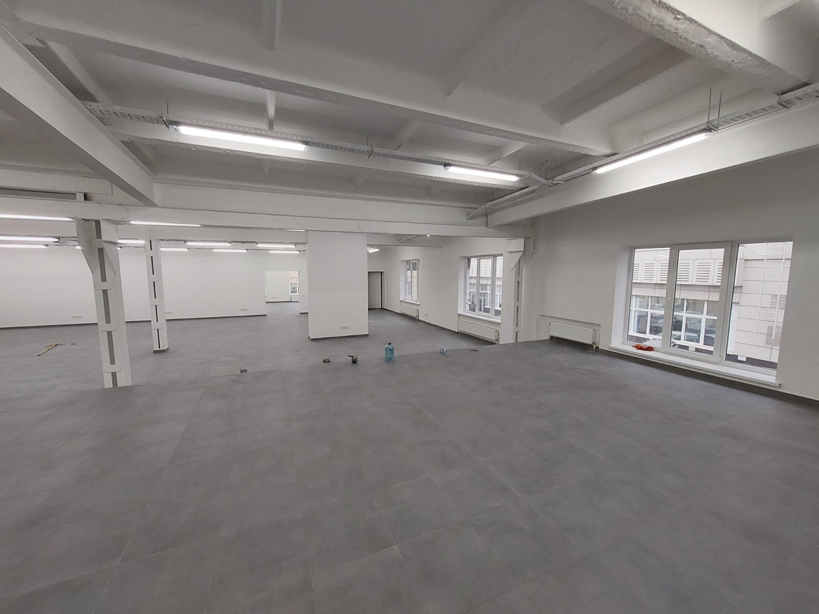 Оренда офісу 2000 м², Кирилівська вул.