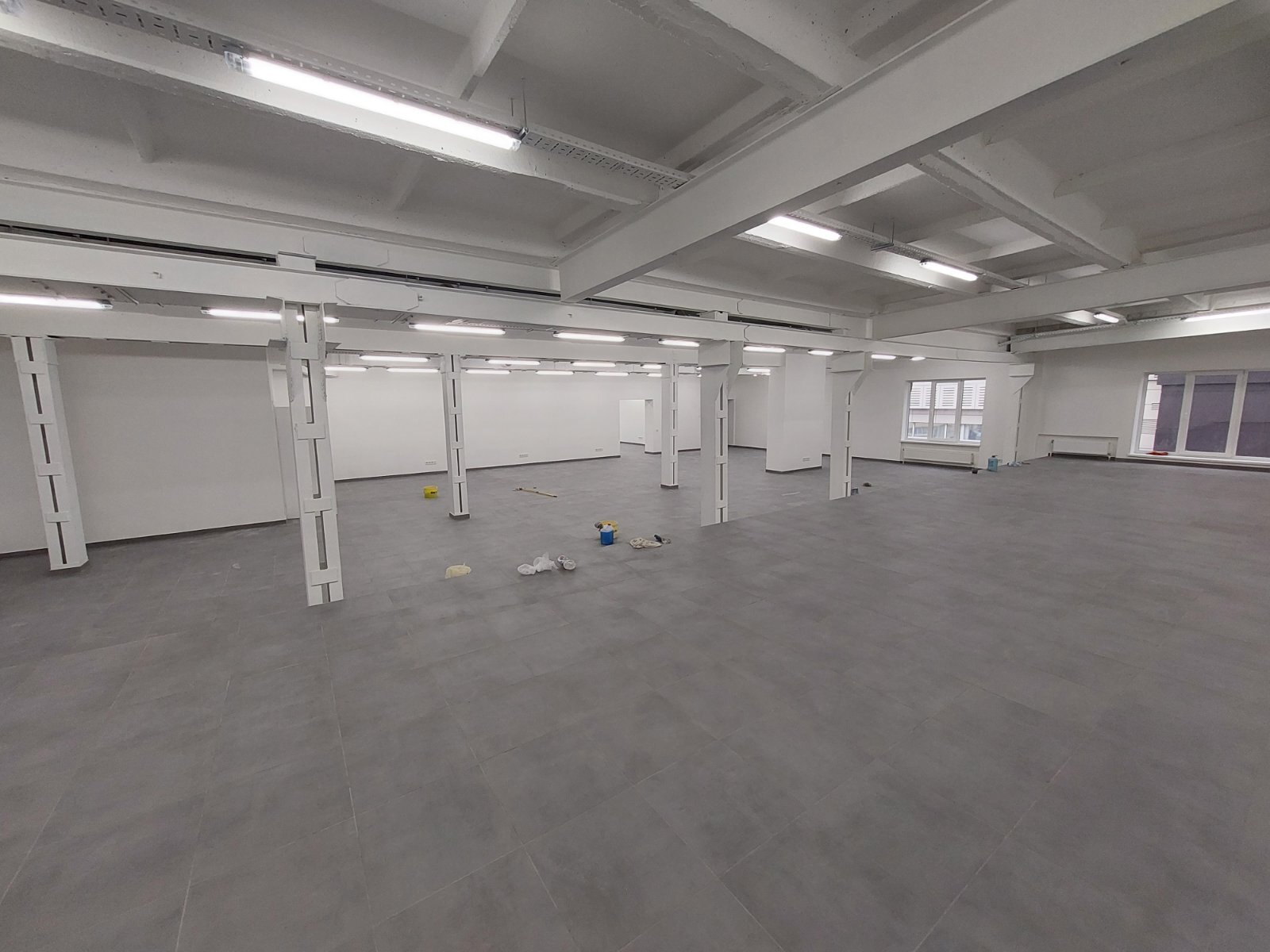 Оренда офісу 2000 м², Кирилівська вул.