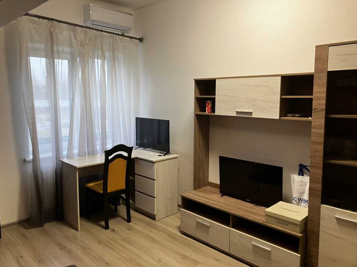 Аренда дома 260 м², Медовая ул., 145