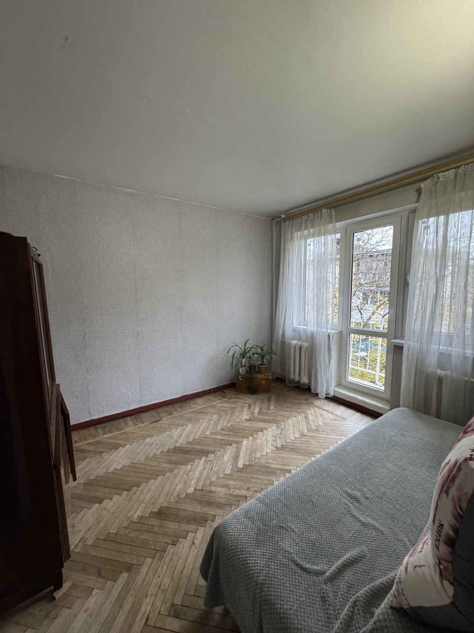 Продаж 2-кімнатної квартири 30.7 м², Героїв Крут вул., 10