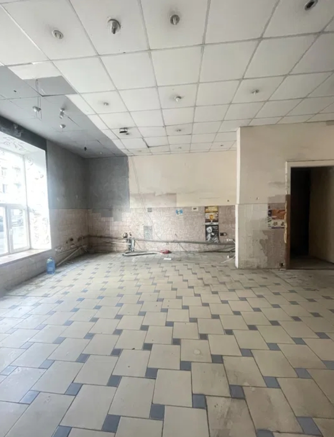Оренда торговельного приміщення 100 м², Катеринінська вул.