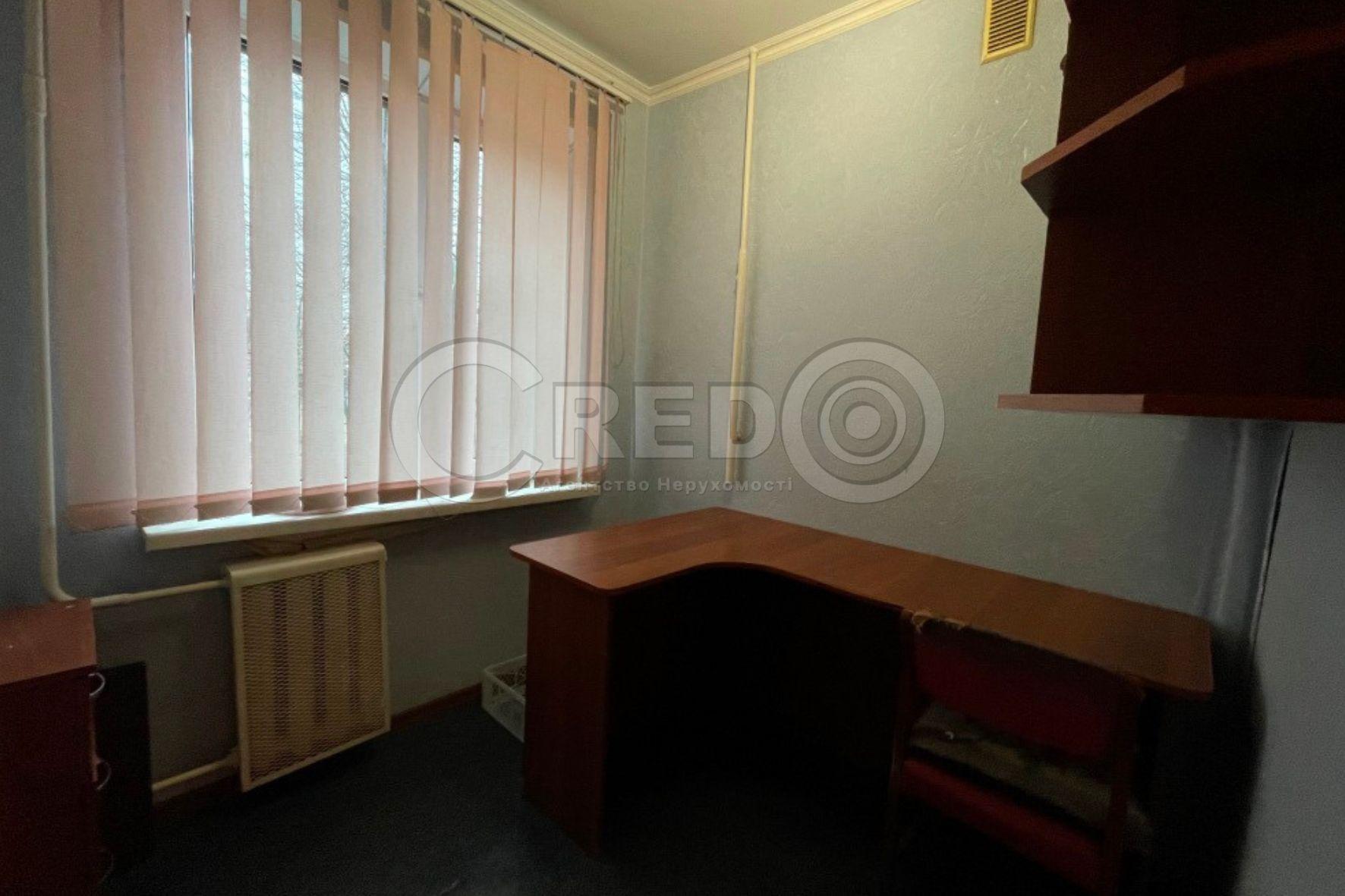 Оренда торговельного приміщення 43.7 м², Покровская вул.