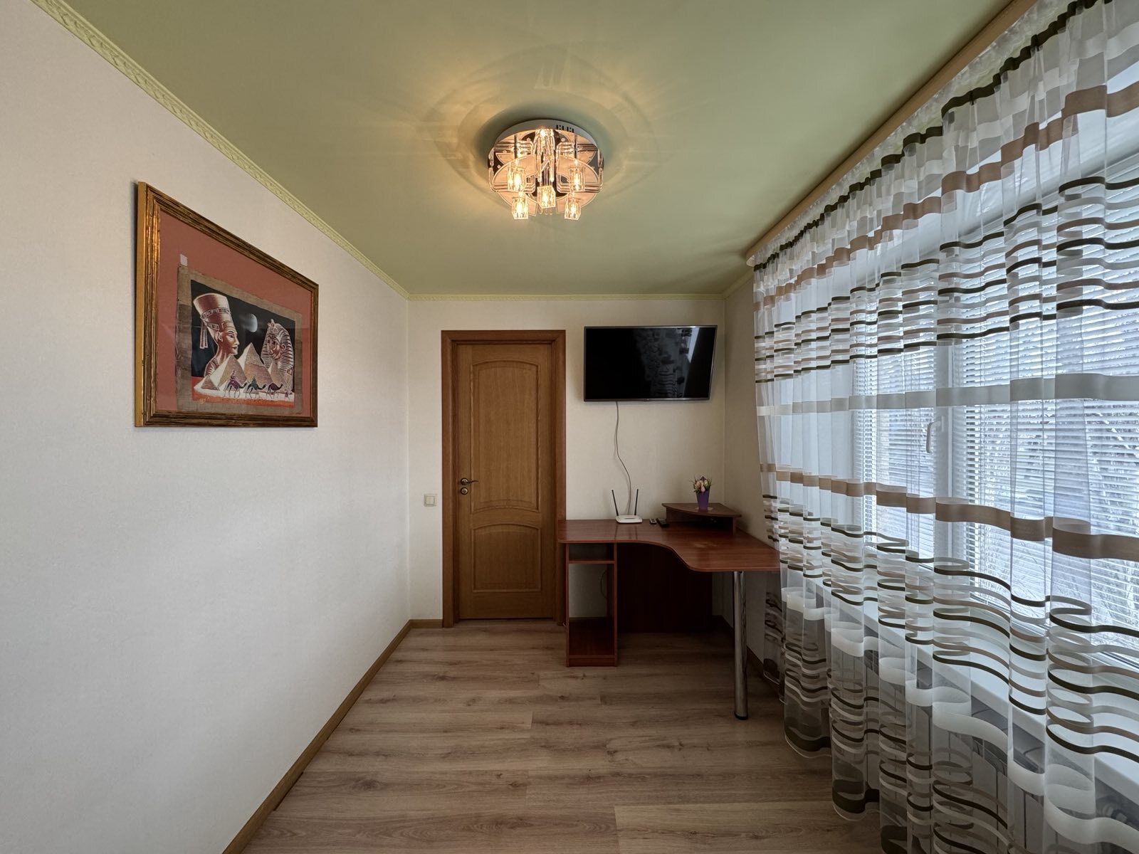 Продаж 2-кімнатної квартири 42 м², Українська вул.