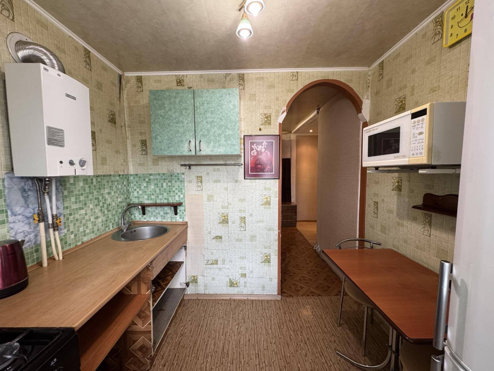 Продаж 2-кімнатної квартири 42 м², Українська вул.