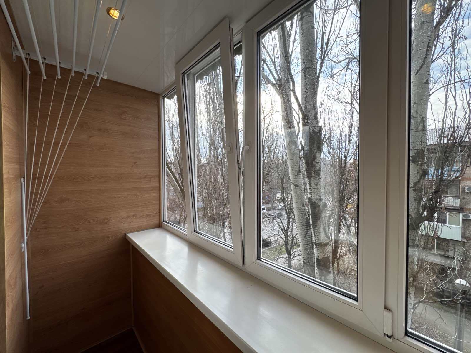 Продаж 2-кімнатної квартири 42 м², Українська вул.