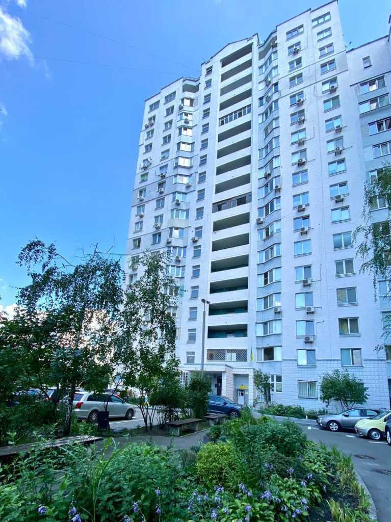 Продажа 3-комнатной квартиры 103 м², Анны Ахматовой ул., 16Б