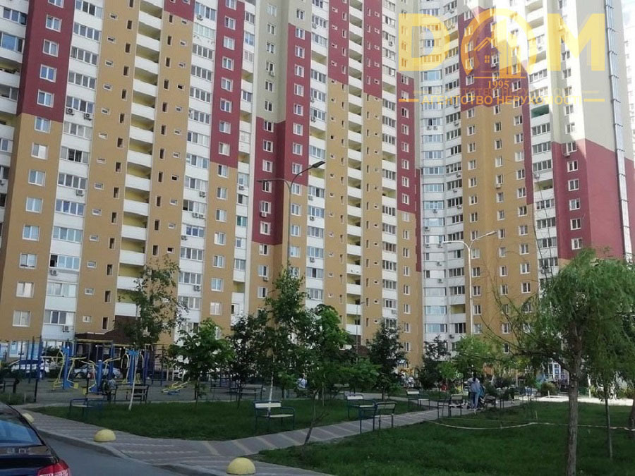 Продажа 3-комнатной квартиры 95 м², Сергея Данченко ул., 5