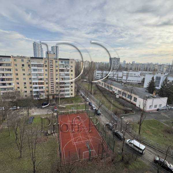 Продажа 3-комнатной квартиры 64 м², Энтузиастов ул., 31/1