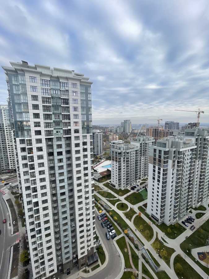 Продажа 1-комнатной квартиры 67 м², Михаила Драгомирова ул., 17