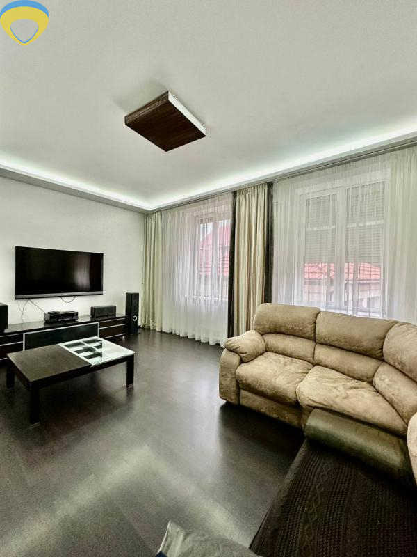 Продажа коттеджа 205 м², Леваневского ул.