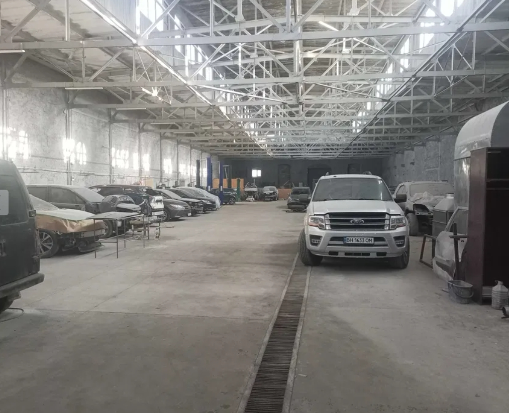 Оренда автосервісу 56 м², Косовская вул.