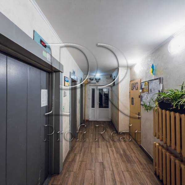 Продажа 3-комнатной квартиры 94 м², Урловская ул., 17