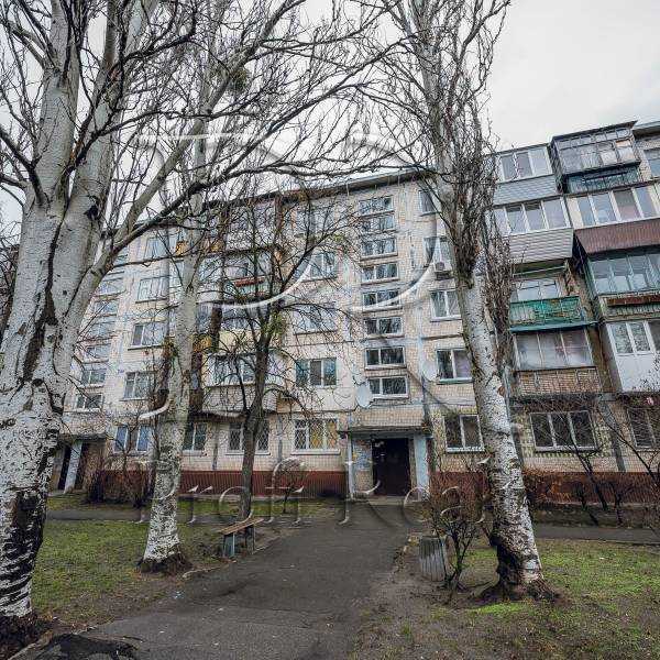 Продажа 2-комнатной квартиры 46 м², Генерала Карбышева ул., 18