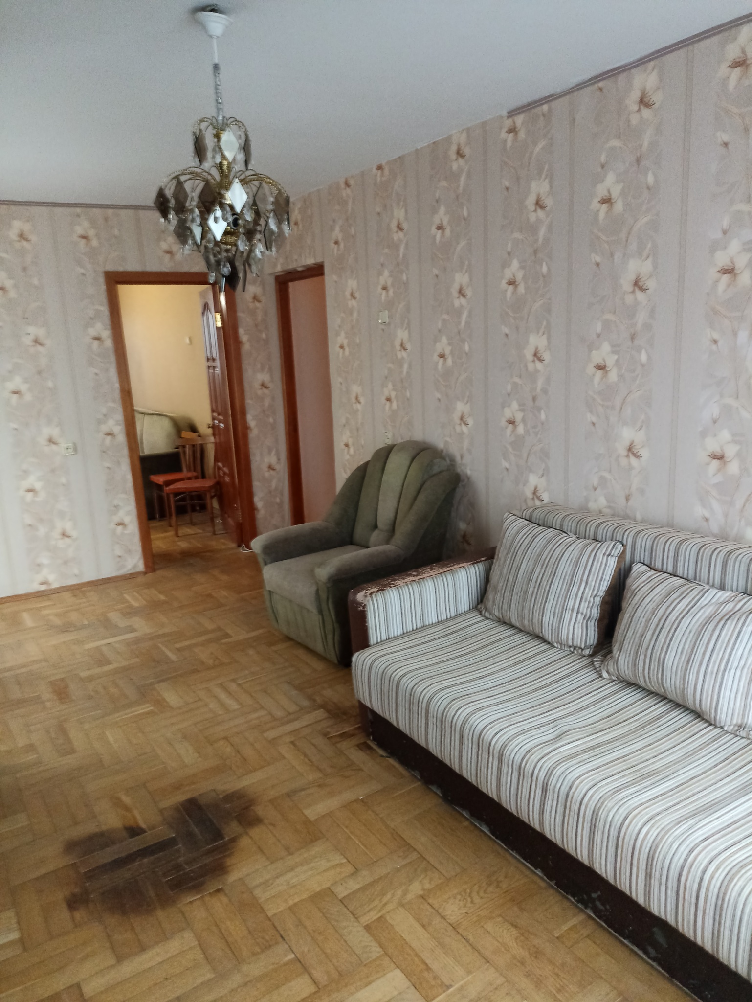 Продажа 3-комнатной квартиры 70 м², Гната Юры ул., 18