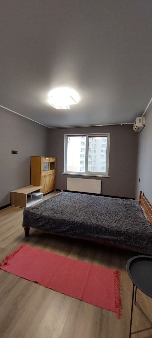 Продаж 2-кімнатної квартири 65 м², Массив Радужный вул., 16/4