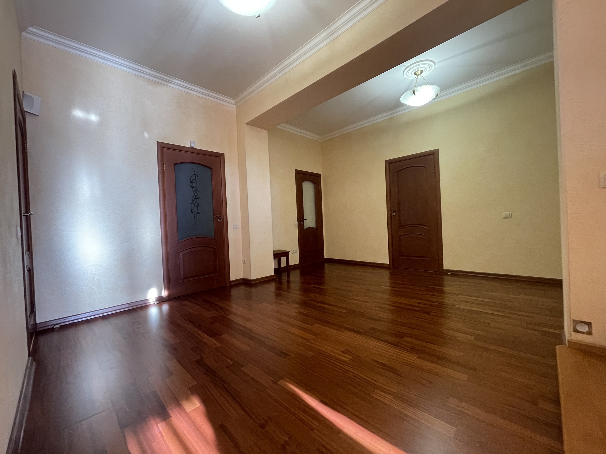 Продажа коттеджа 295 м², Львовская ул.