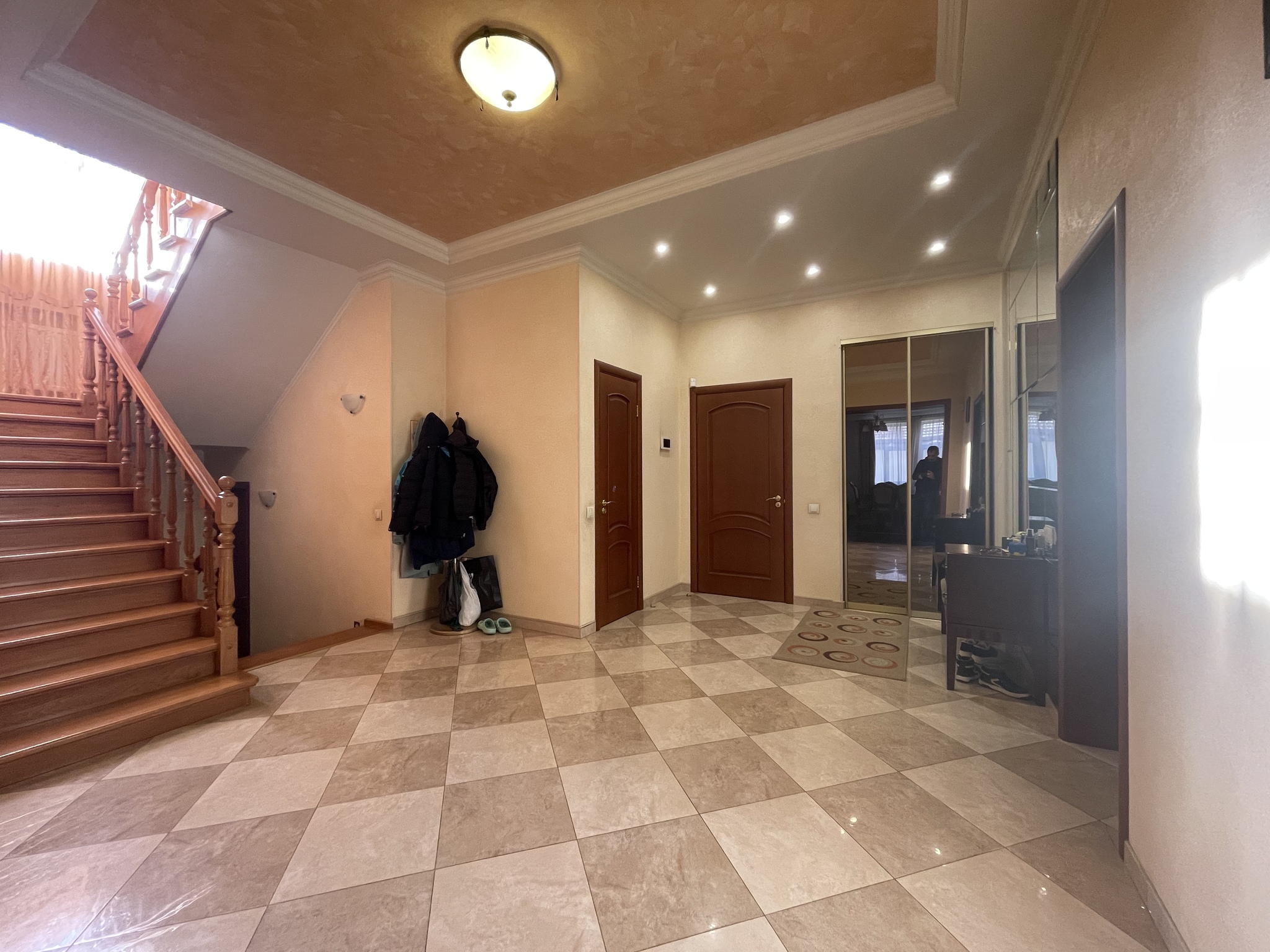 Продажа коттеджа 295 м², Львовская ул.