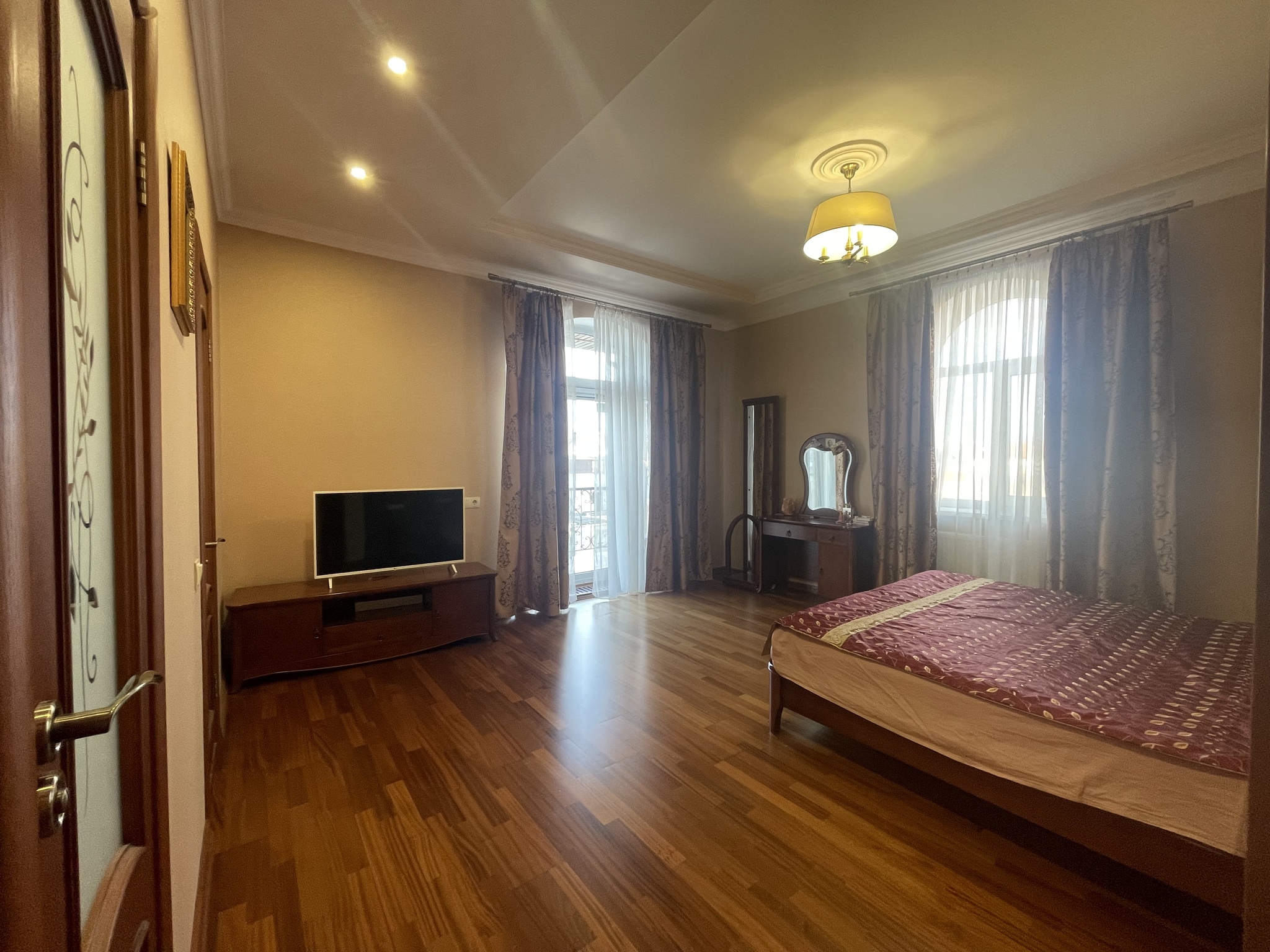 Продажа коттеджа 295 м², Львовская ул.