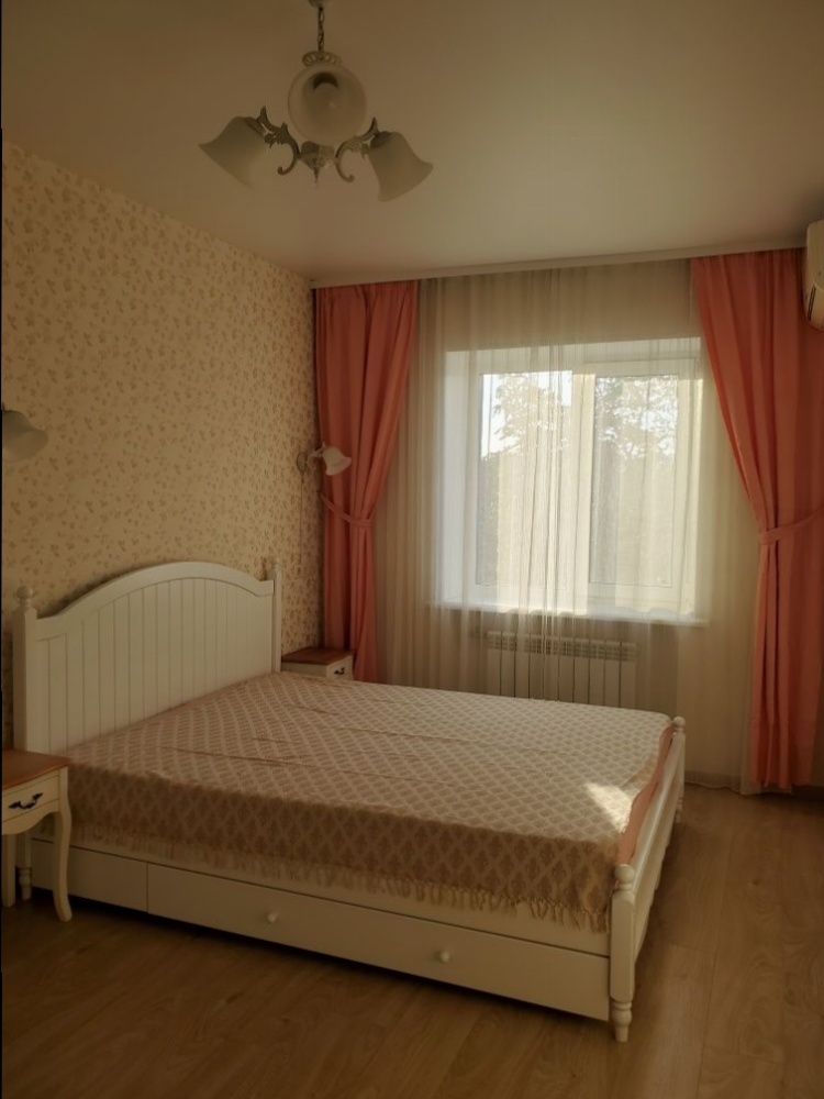 Оренда 2-кімнатної квартири 50 м², Старокозацька вул., 82