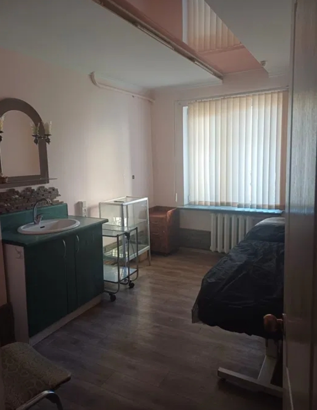 Оренда приміщення вільного призначення 85 м², Академіка Корольова вул.