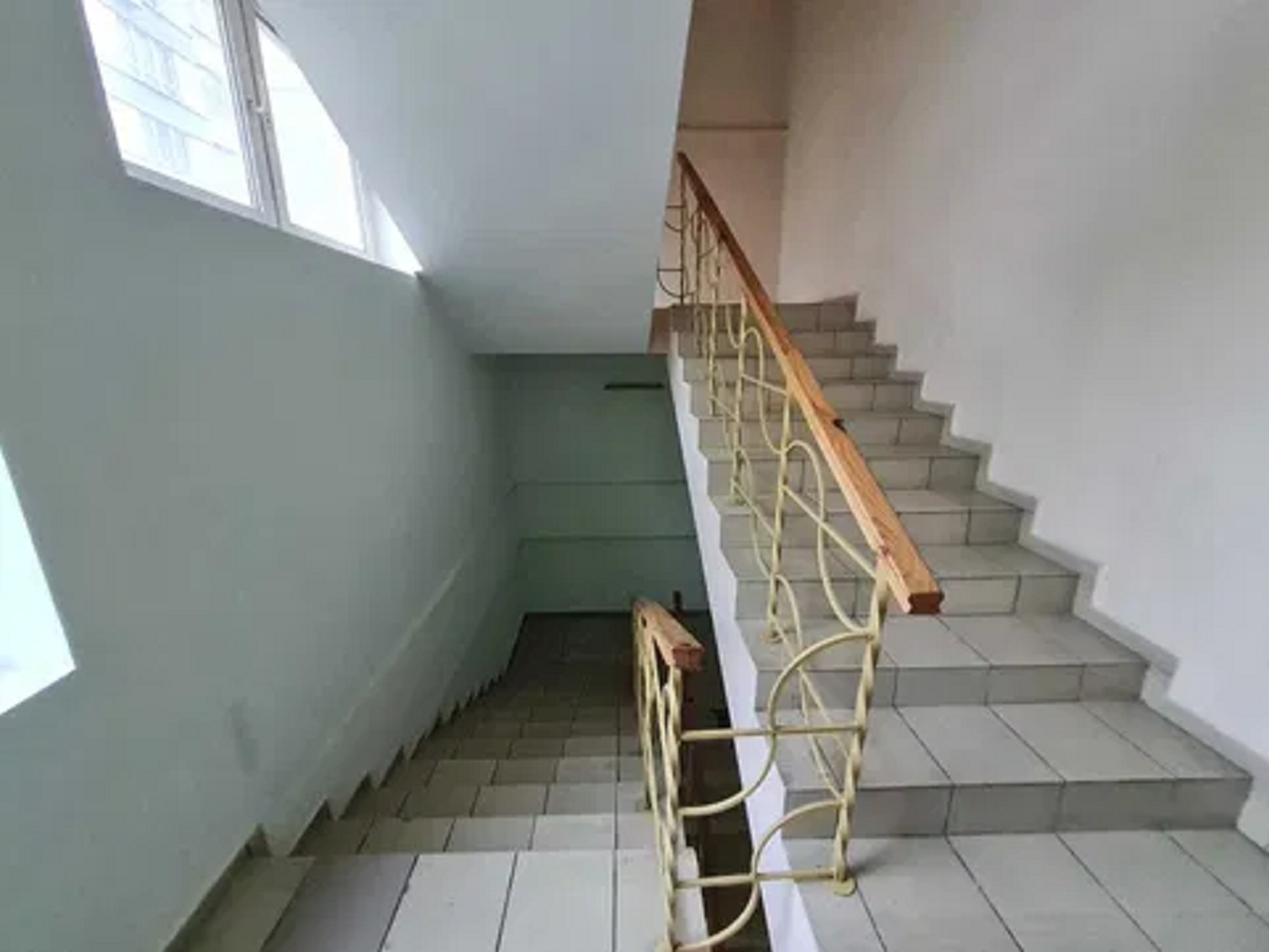 Оренда офісу 80 м², Раїси Окіпної вул., 4Б