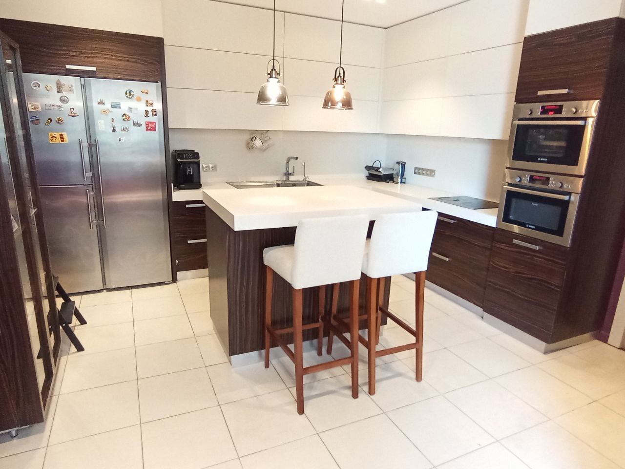 Аренда 4-комнатной квартиры 240 м²