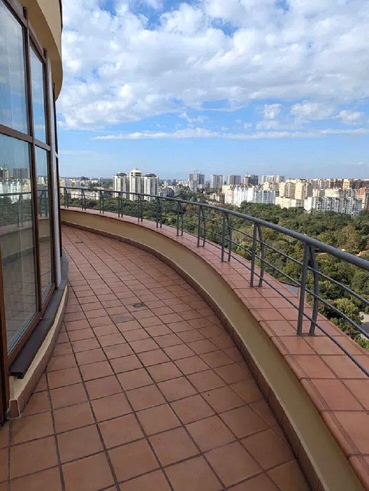 Оренда 3-кімнатної квартири 130 м², Шевченко просп., 33Б