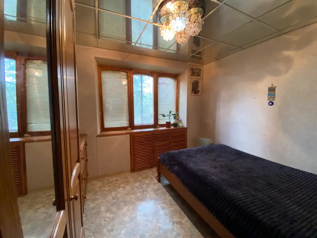 Оренда 3-кімнатної квартири 65 м², Любарського вул.