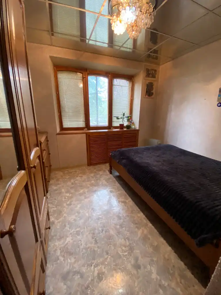 Оренда 3-кімнатної квартири 65 м², Любарського вул.