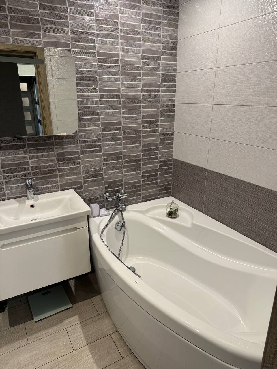 Оренда 2-кімнатної квартири 70 м², Ломоносова вул., 36А