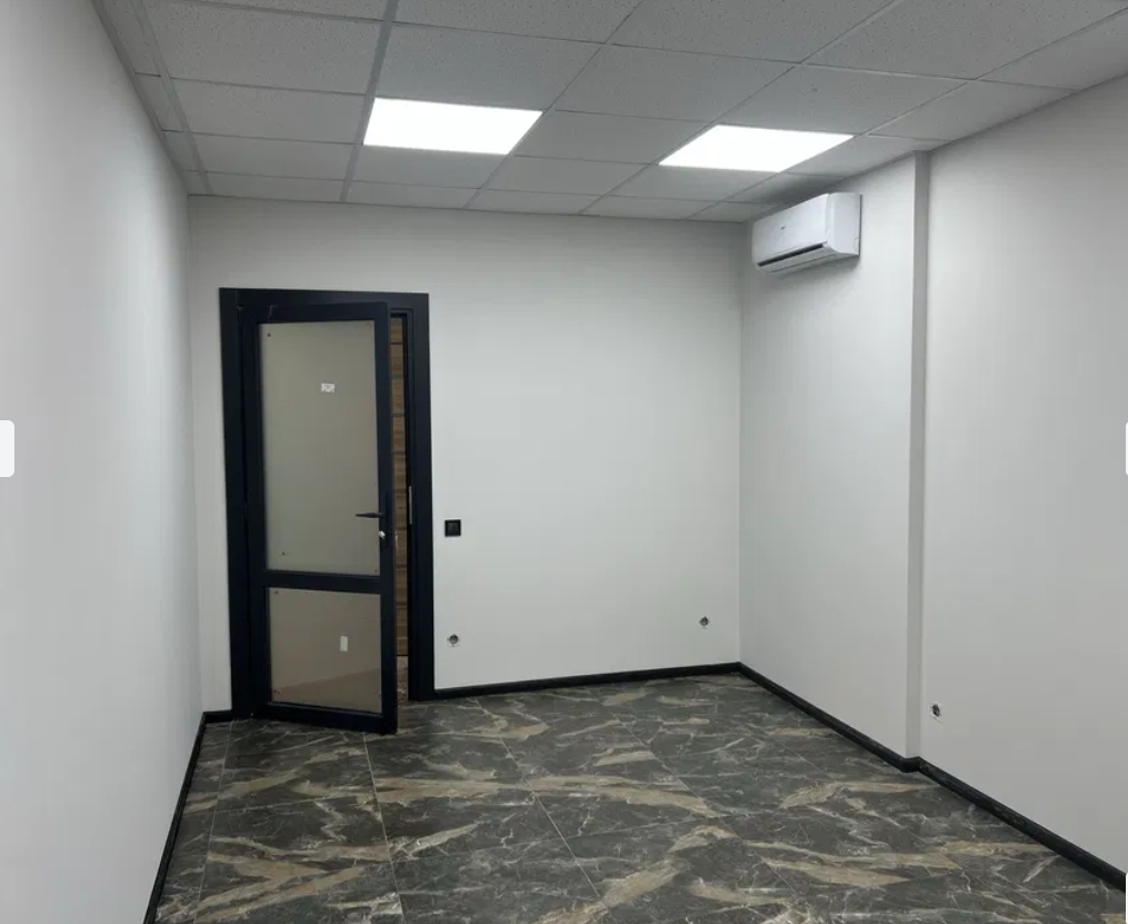 Оренда приміщення вільного призначення 20 м², Каманіна вул.