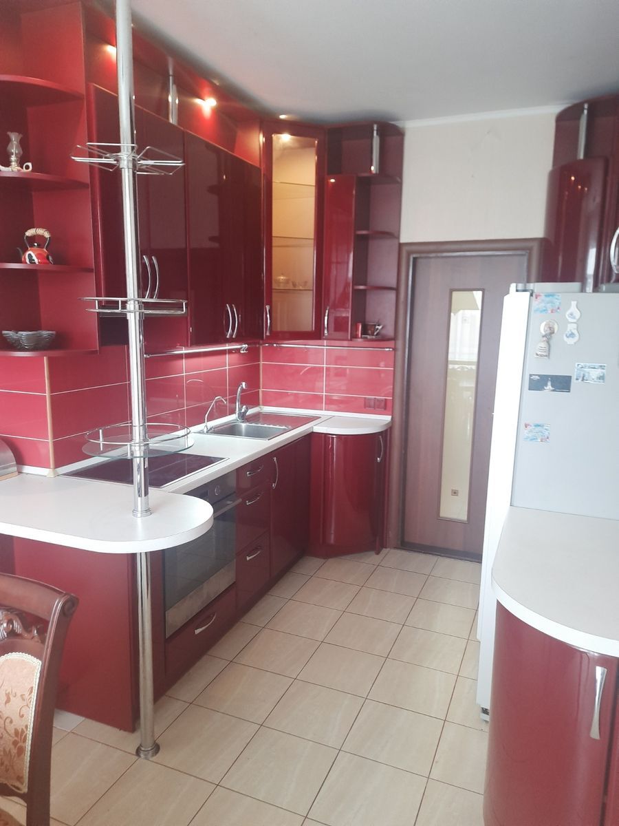 Аренда 3-комнатной квартиры 125 м², Щекавицкая ул., 30/39