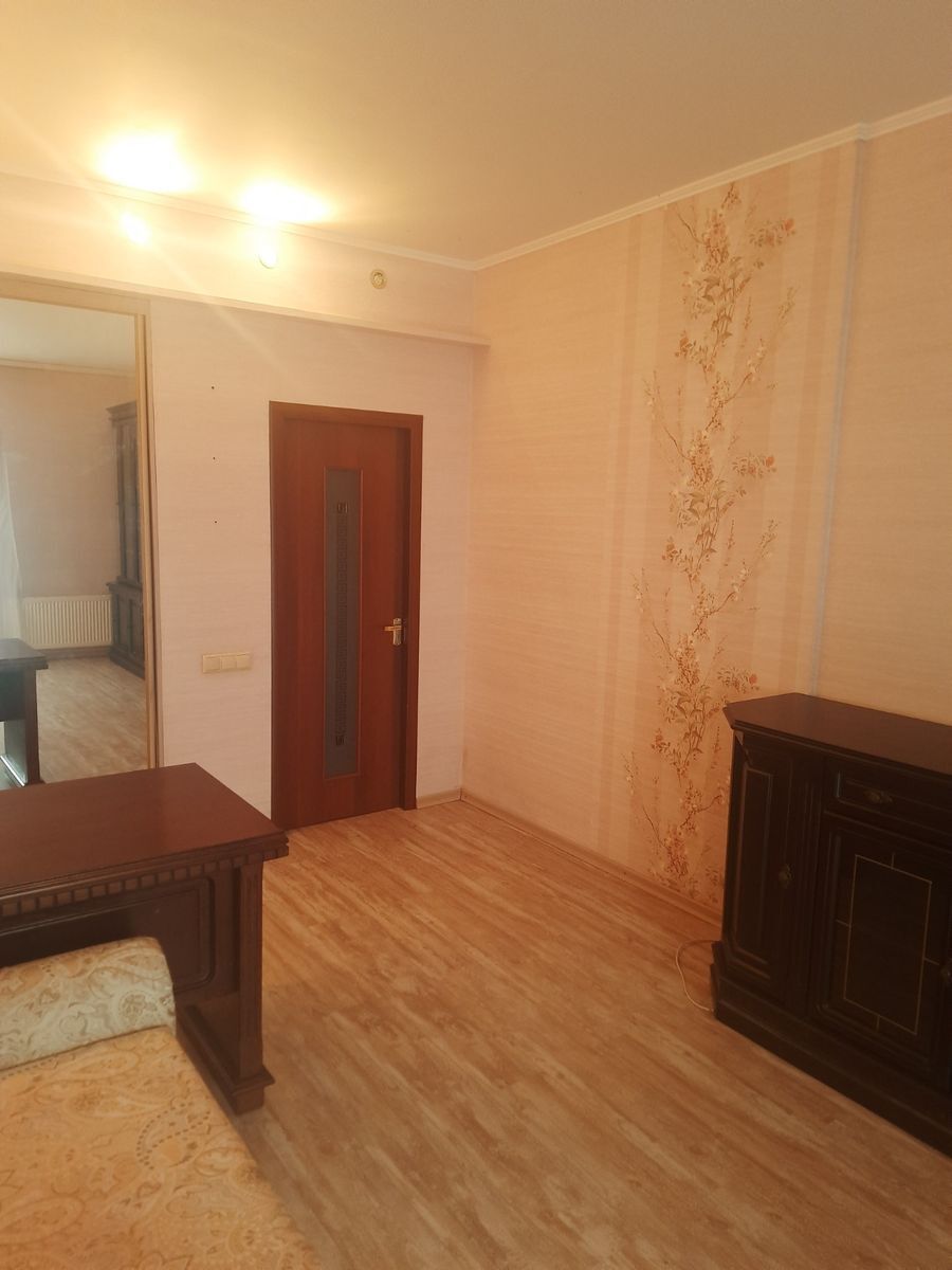 Аренда 3-комнатной квартиры 125 м², Щекавицкая ул., 30/39