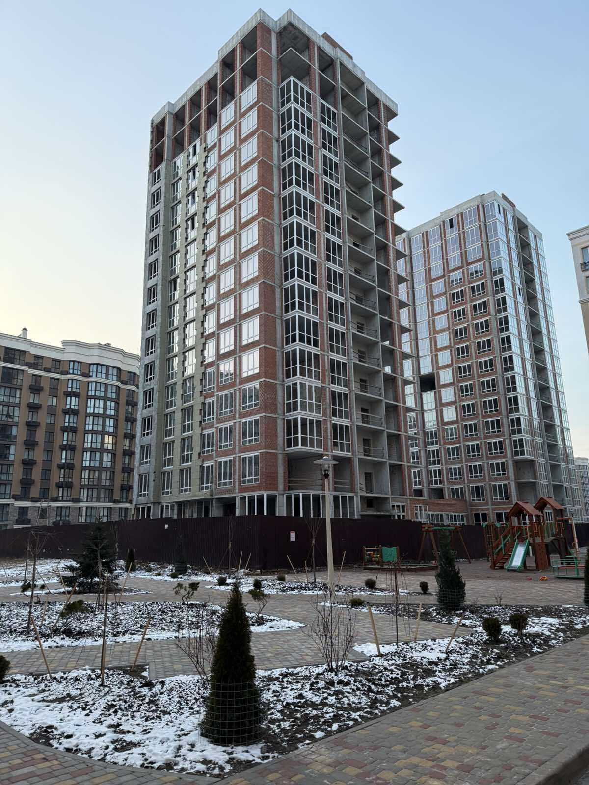 Продаж 1-кімнатної квартири 37.43 м²