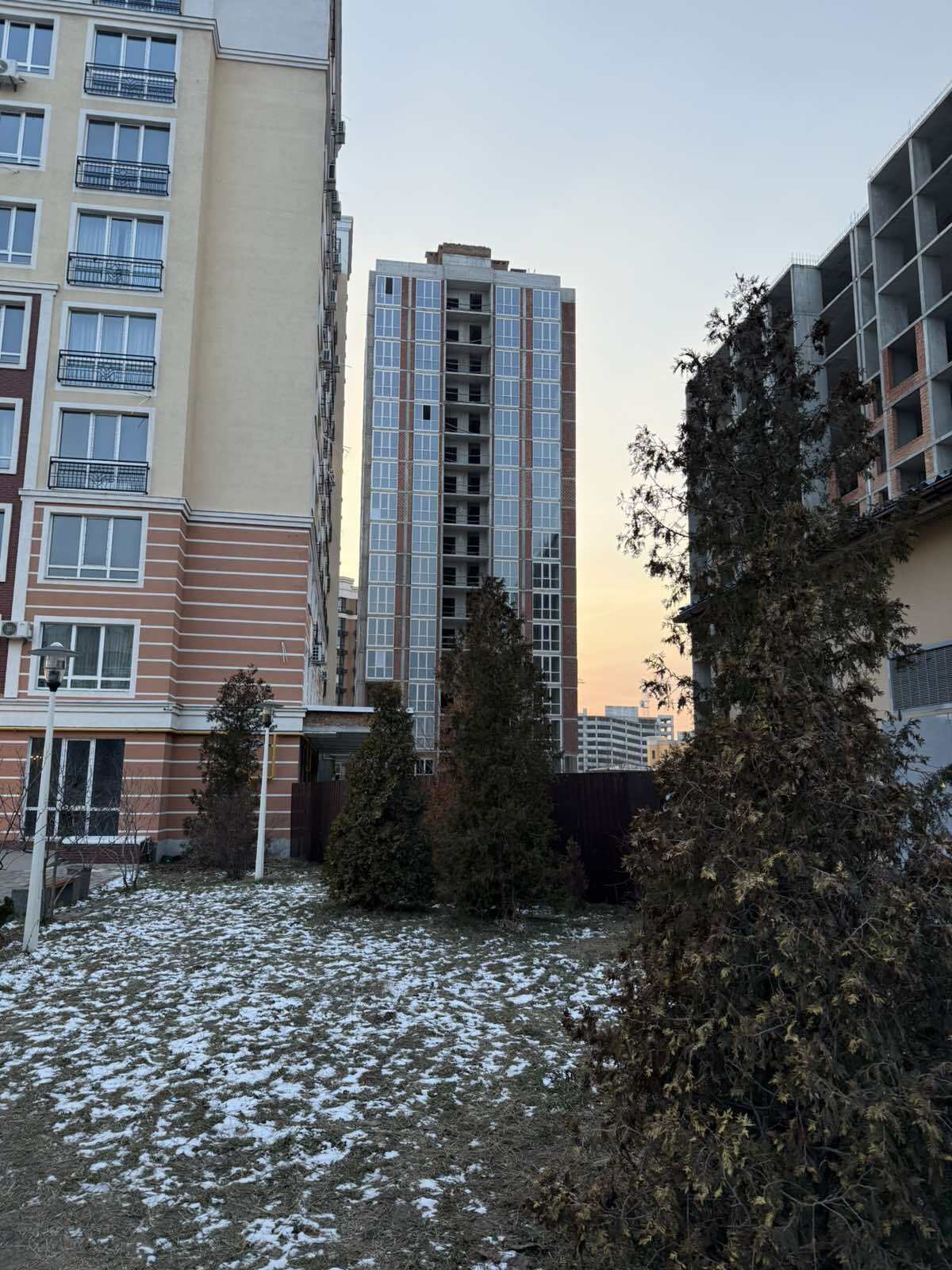 Продаж 1-кімнатної квартири 37.43 м²