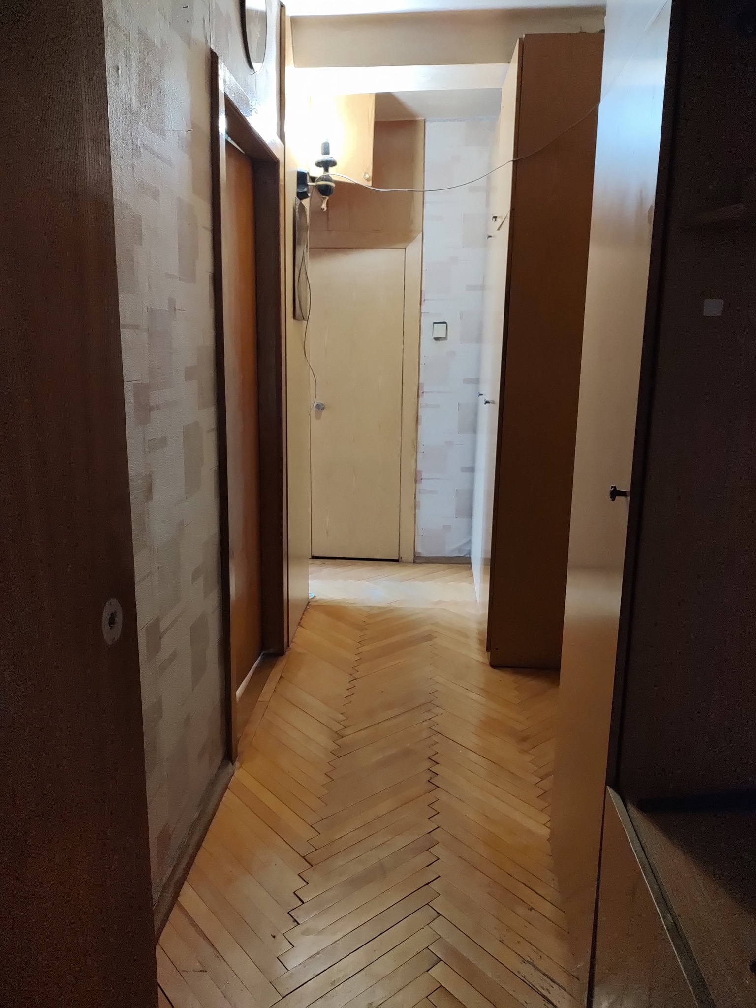 Продаж 2-кімнатної квартири 46 м²