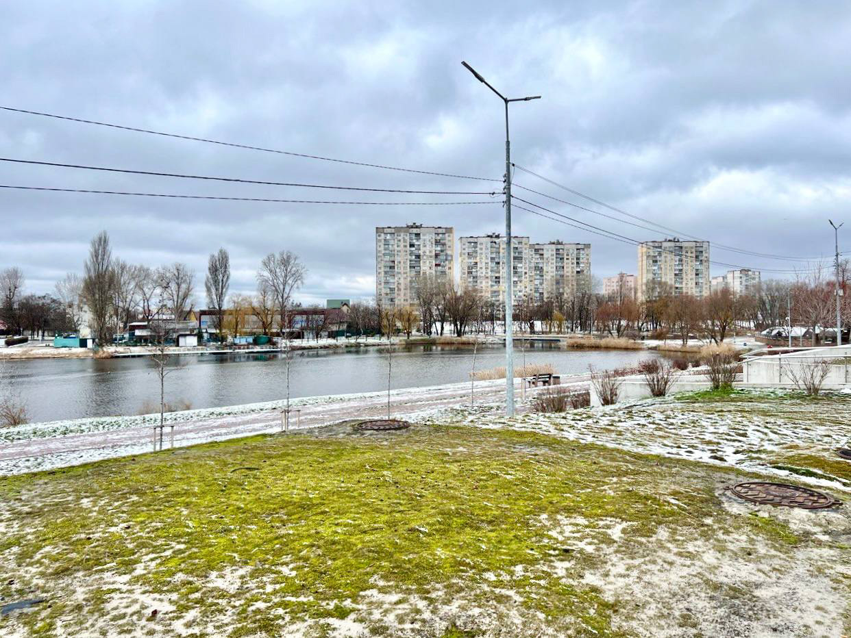 Продаж 3-кімнатної квартири 67 м², Райдужна вул., 17