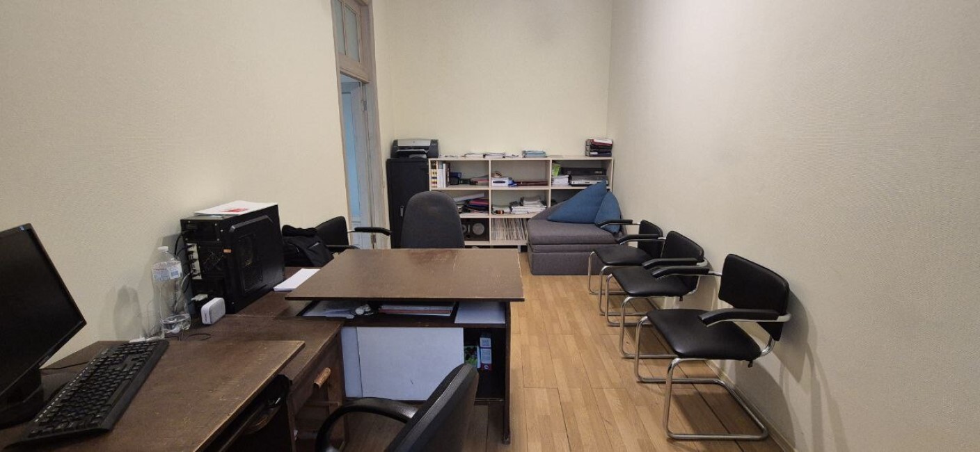 Оренда офісу 48.3 м², Чеховський пров., 3