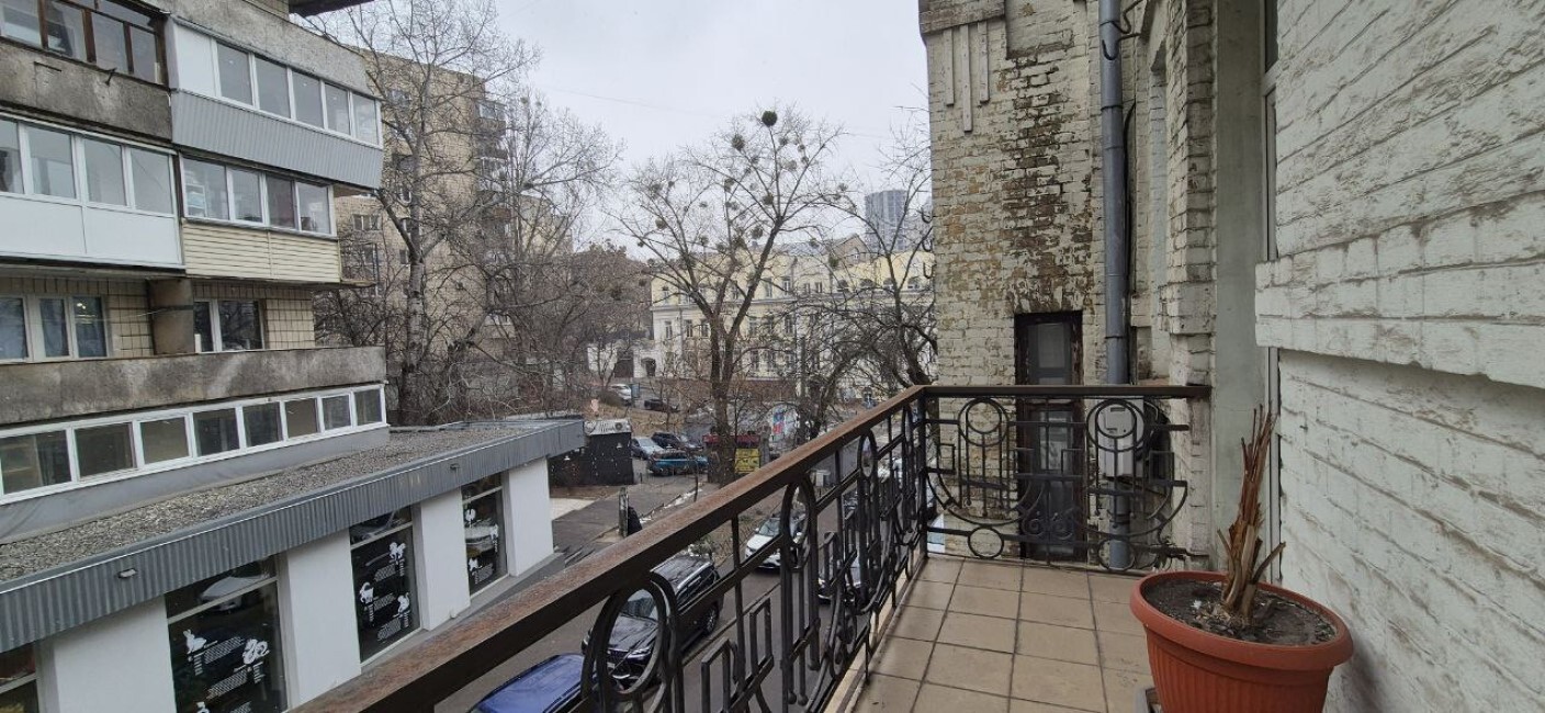 Оренда офісу 48.3 м², Чеховський пров., 3