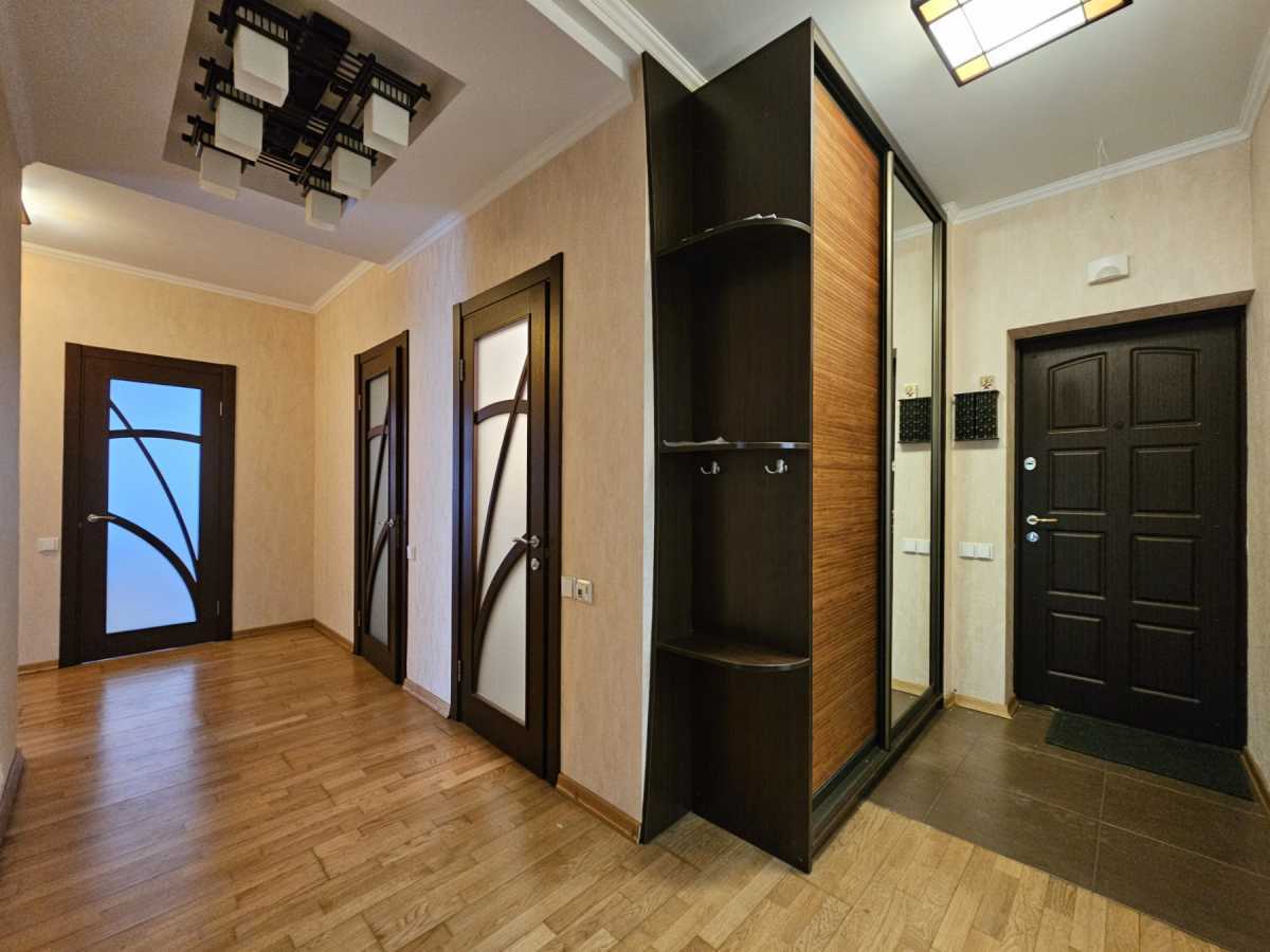 Оренда 2-кімнатної квартири 80 м², Львівська вул., 22А